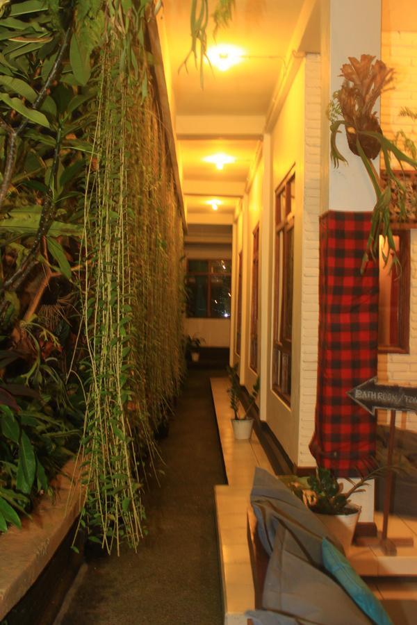 Friendly House Bali Hostel Ubud  Exterior photo